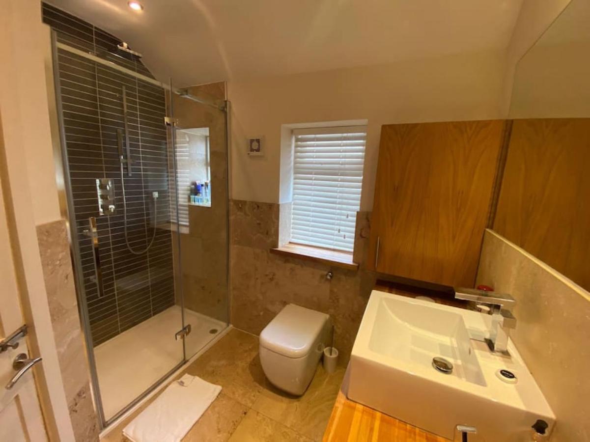 Spacious 4 Bedroom Character Home In Pontcanna Cardiff Esterno foto