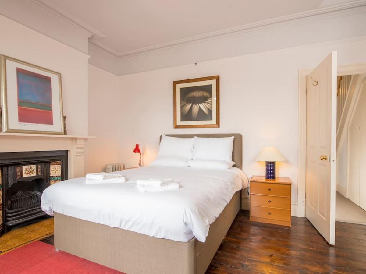 Spacious 4 Bedroom Character Home In Pontcanna Cardiff Esterno foto